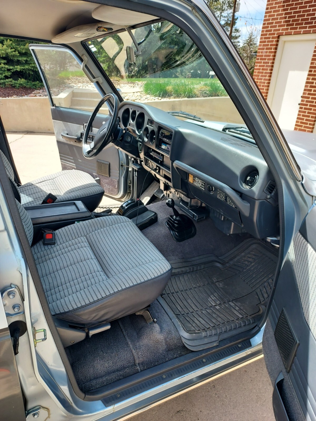 Toyota-Land-Cruiser-1988-SUV-8