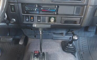 Toyota-Land-Cruiser-1988-SUV-9