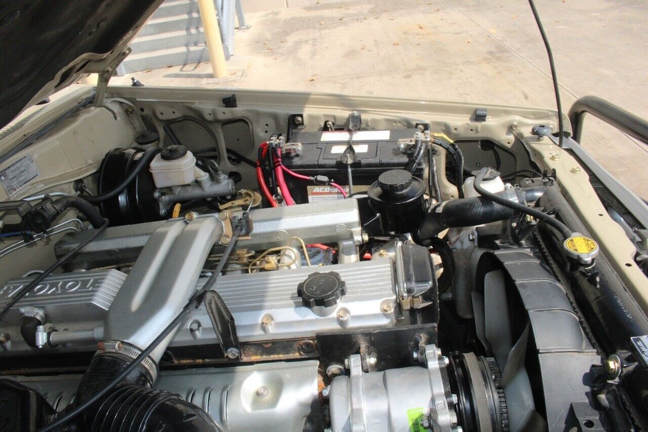 Toyota-Land-Cruiser-1994-other-13