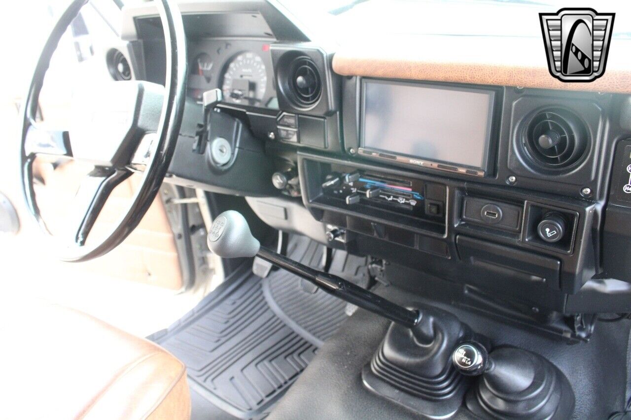 Toyota-Land-Cruiser-1994-other-26