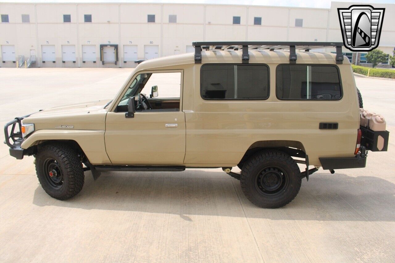 Toyota-Land-Cruiser-1994-other-3
