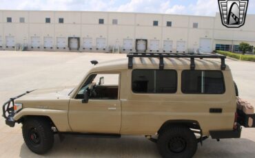 Toyota-Land-Cruiser-1994-other-30