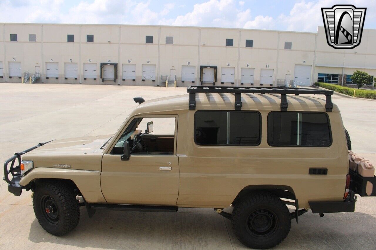 Toyota-Land-Cruiser-1994-other-30