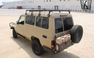 Toyota-Land-Cruiser-1994-other-32