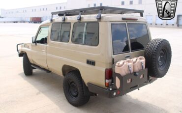 Toyota-Land-Cruiser-1994-other-33