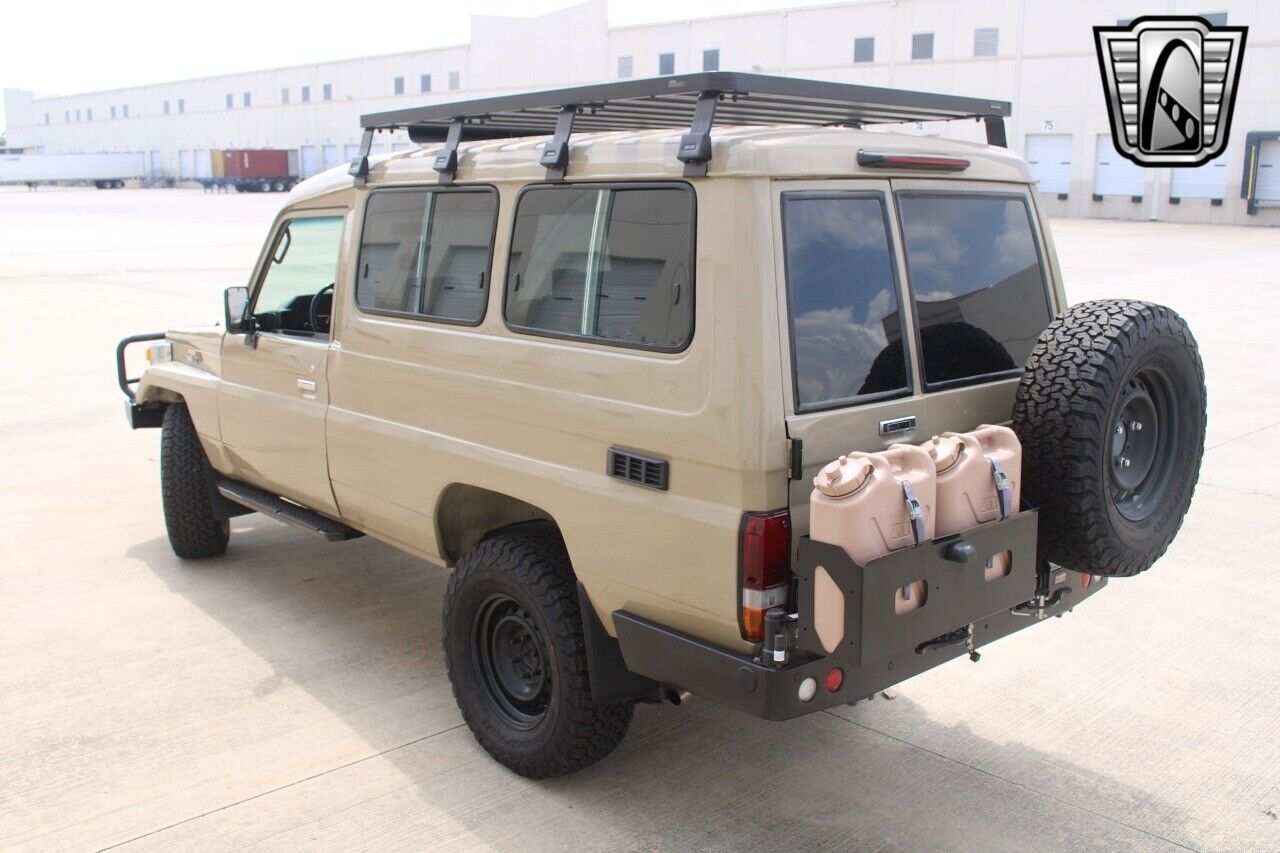 Toyota-Land-Cruiser-1994-other-33
