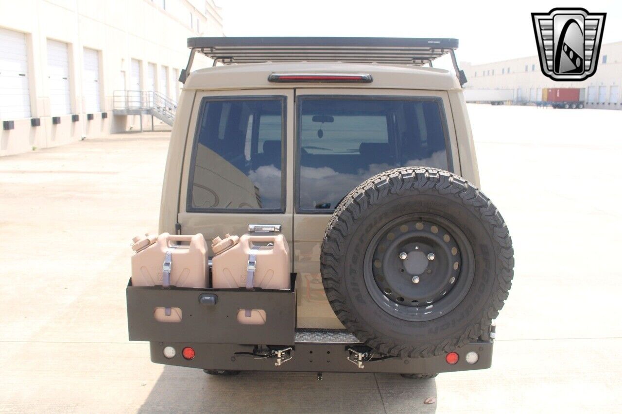 Toyota-Land-Cruiser-1994-other-36