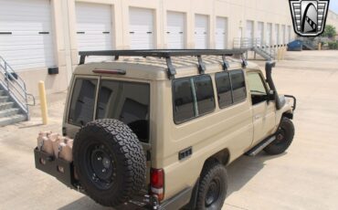 Toyota-Land-Cruiser-1994-other-37