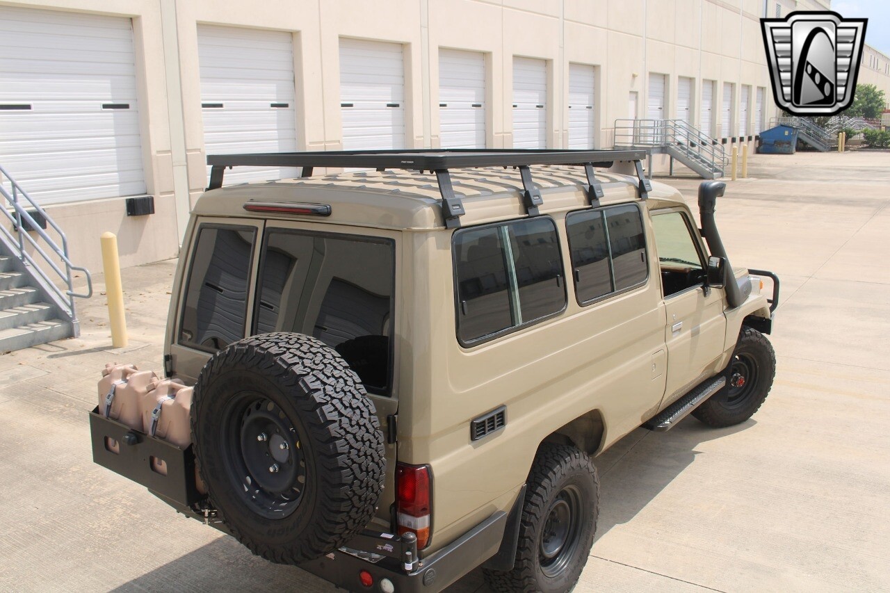 Toyota-Land-Cruiser-1994-other-37