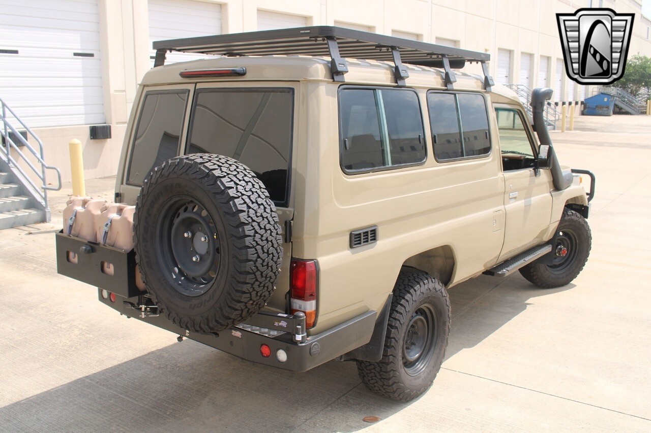 Toyota-Land-Cruiser-1994-other-38