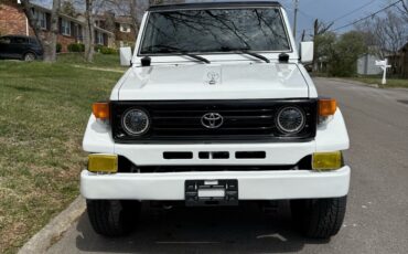 Toyota-Land-Cruiser-1995-Coupe-2