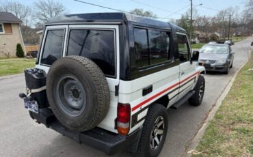 Toyota-Land-Cruiser-1995-Coupe-23