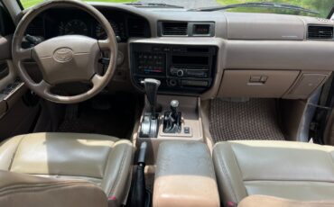 Toyota-Land-Cruiser-1995-SUV-12