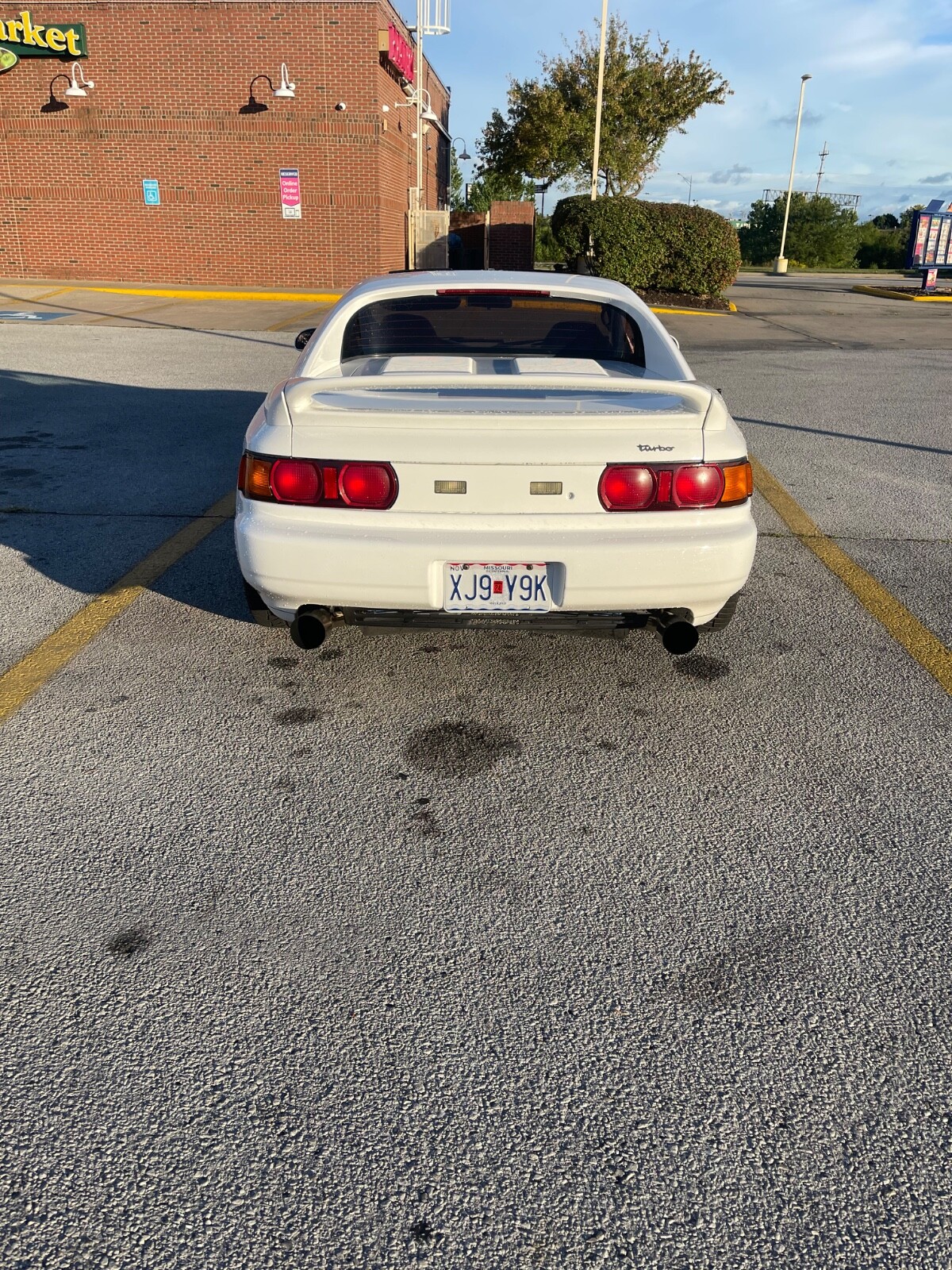 Toyota-MR2-1992-Coupe-2