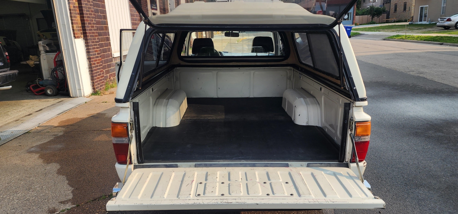 Toyota-Other-1988-truck-8