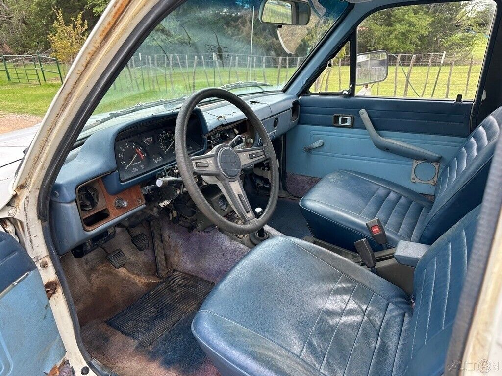 Toyota-Pickup-1982-Standard-Cab-Pickup-20