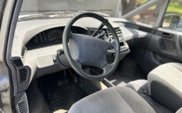 Toyota-Previa-1992-Van-Camper-5