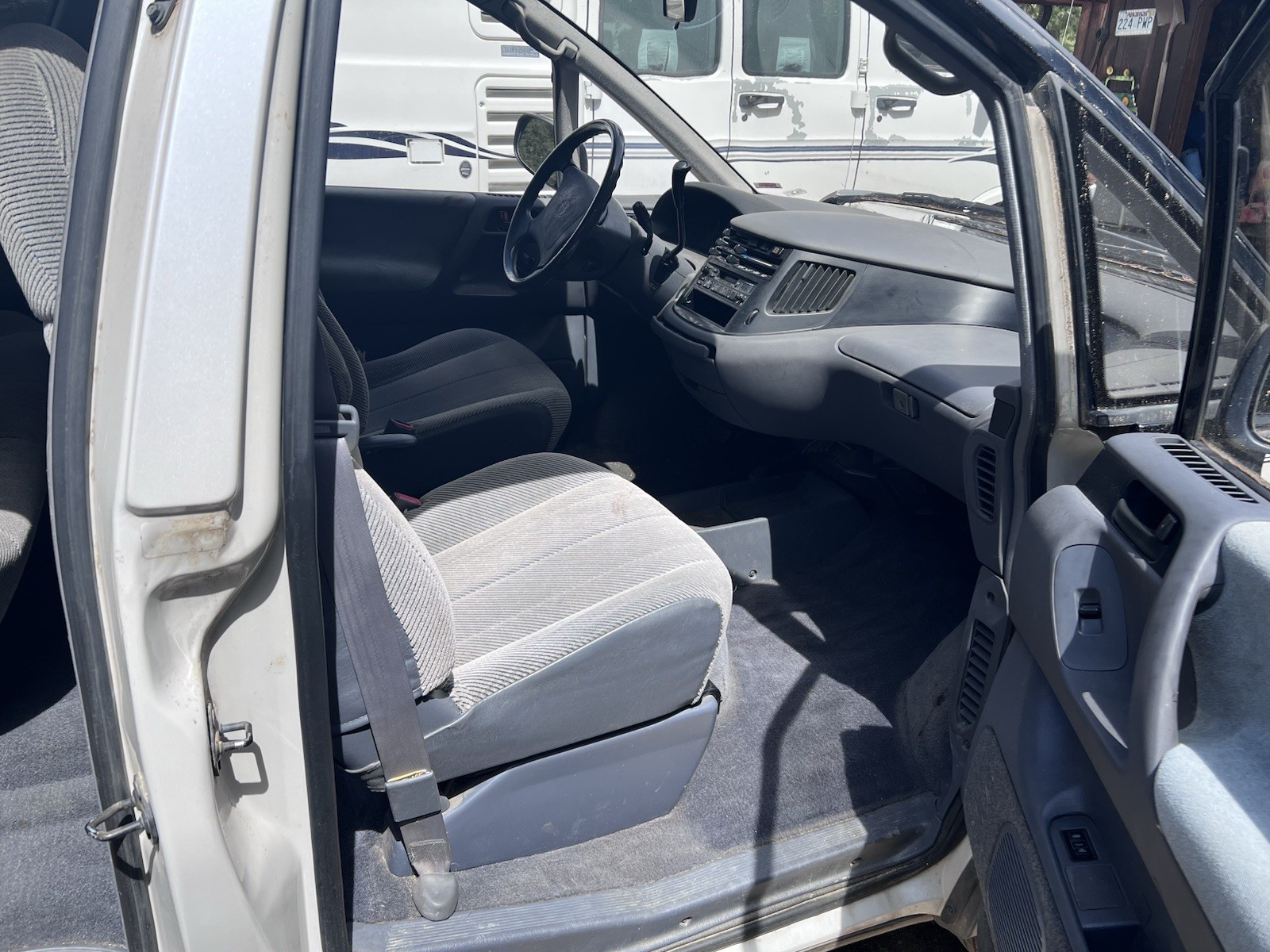 Toyota-Previa-1992-Van-Camper-8