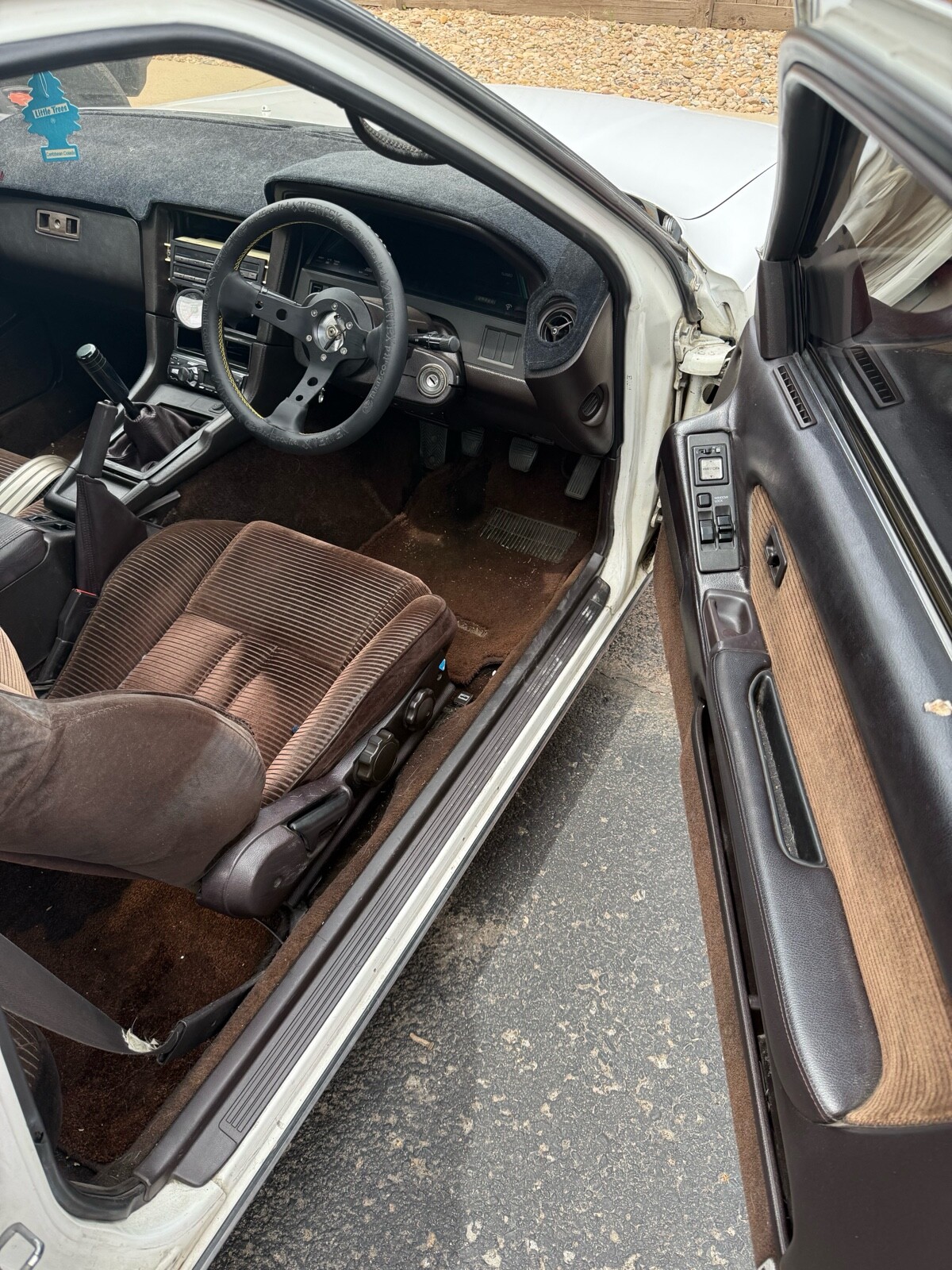 Toyota-Soarer-1980-5