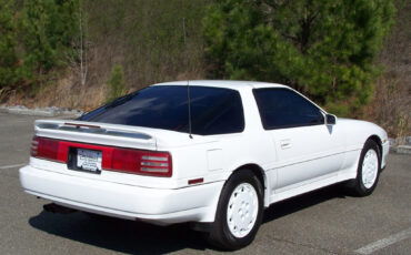 Toyota-Supra-1990-Hatchback-4