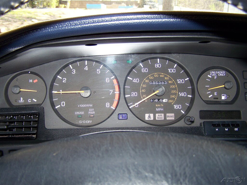 Toyota-Supra-1990-Hatchback-9