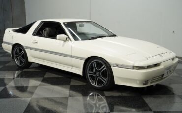 Toyota-Supra-1991-Coupe-13