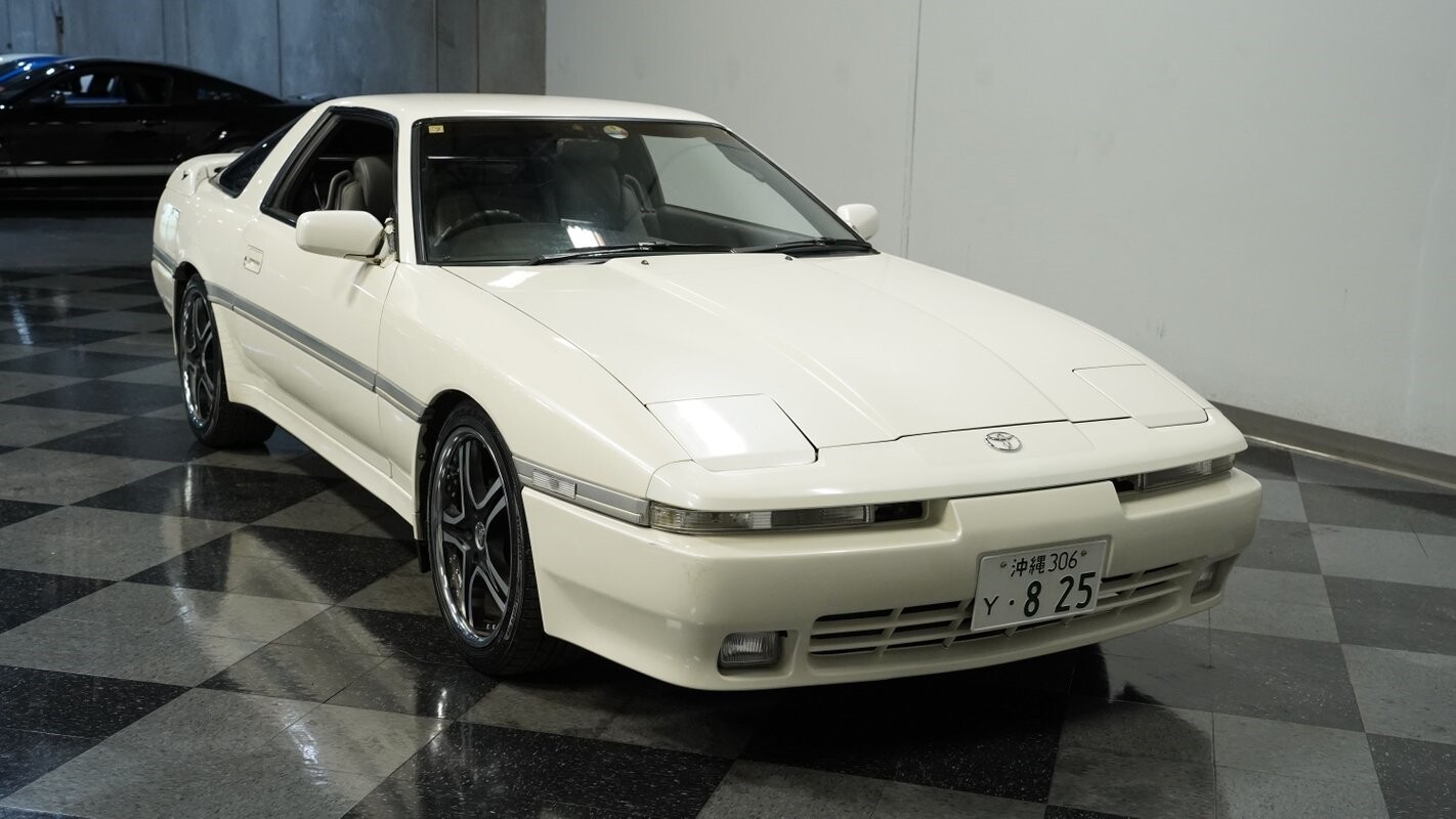 Toyota-Supra-1991-Coupe-14