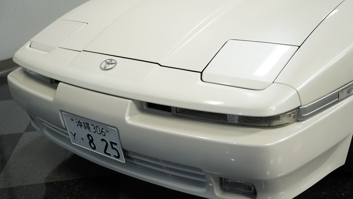 Toyota-Supra-1991-Coupe-17