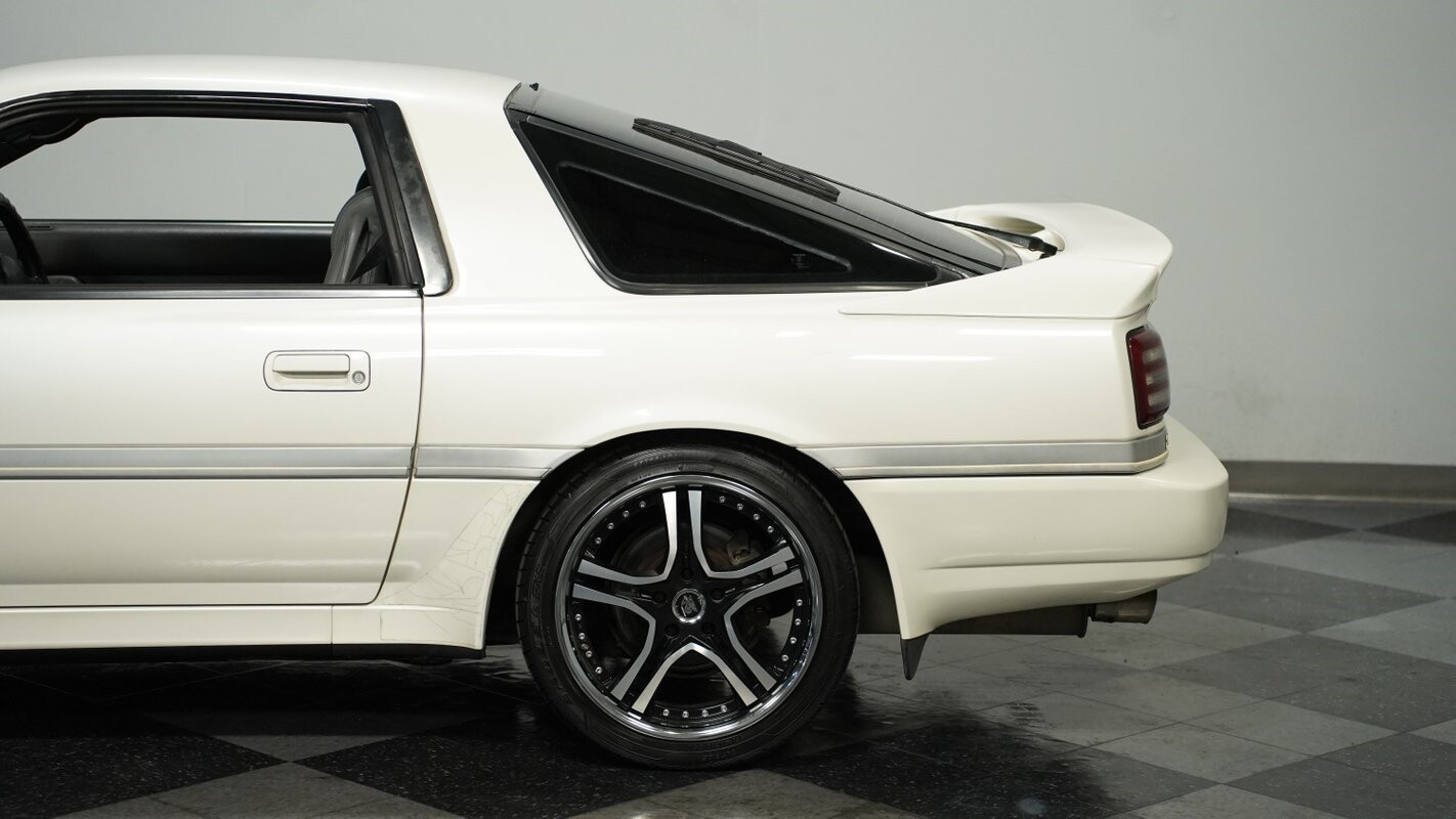 Toyota-Supra-1991-Coupe-20