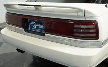 Toyota-Supra-1991-Coupe-21