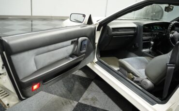 Toyota-Supra-1991-Coupe-27