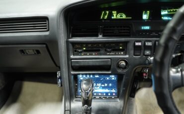 Toyota-Supra-1991-Coupe-33