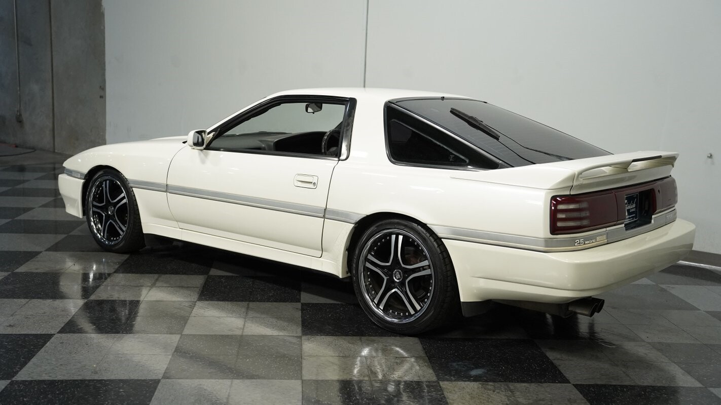 Toyota-Supra-1991-Coupe-7