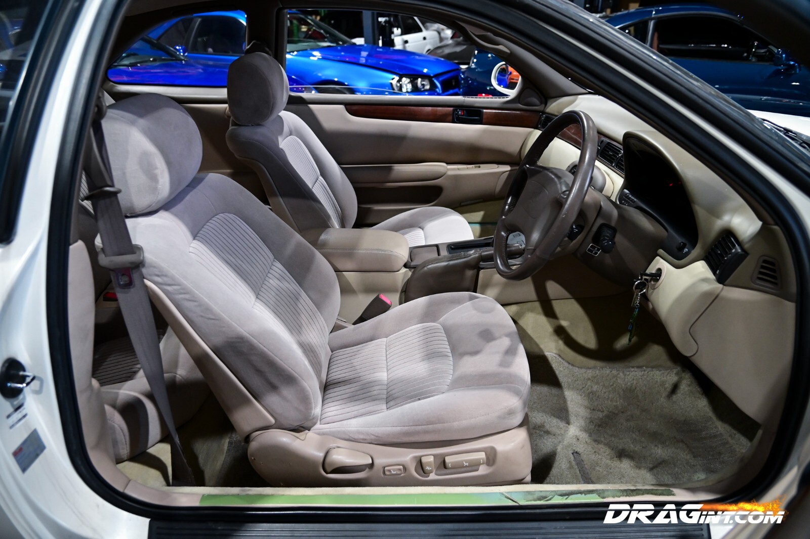 Toyota-Supra-1992-32