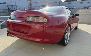Toyota-Supra-1993-9