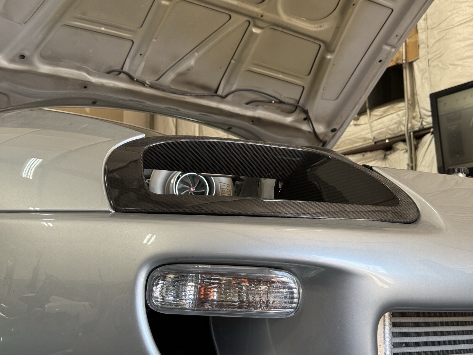 Toyota-Supra-1993-Hatchback-10