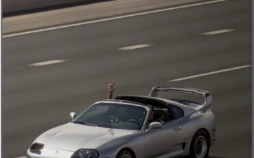 Toyota-Supra-1993-Hatchback-11