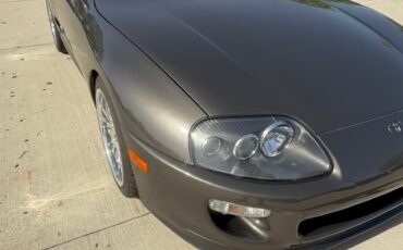 Toyota-Supra-1993-Hatchback-15