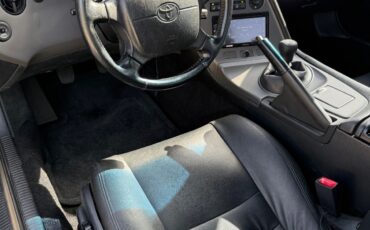 Toyota-Supra-1993-Hatchback-24