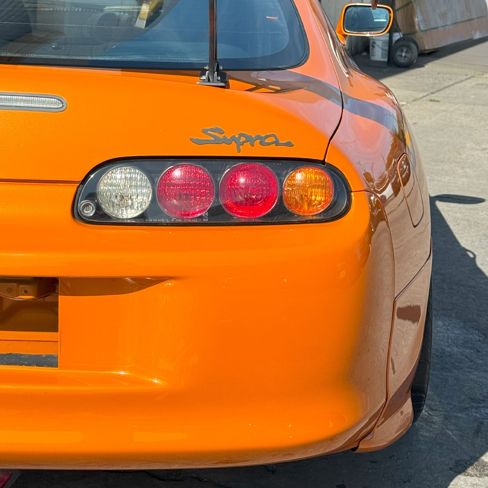 Toyota-Supra-1994-Coupe-11