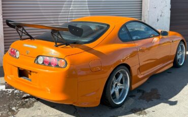 Toyota-Supra-1994-Coupe-8