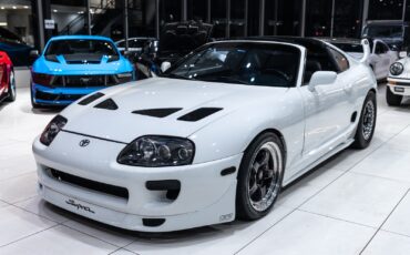 Toyota-Supra-1994-Hatchback-30