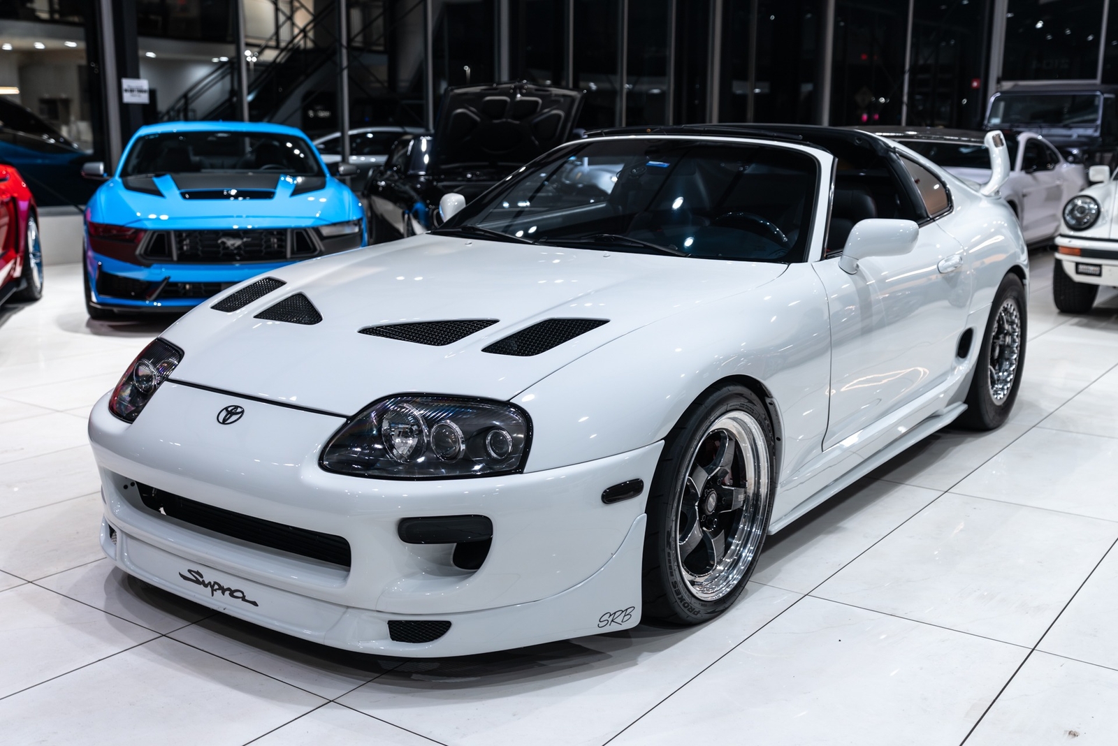 Toyota-Supra-1994-Hatchback-30