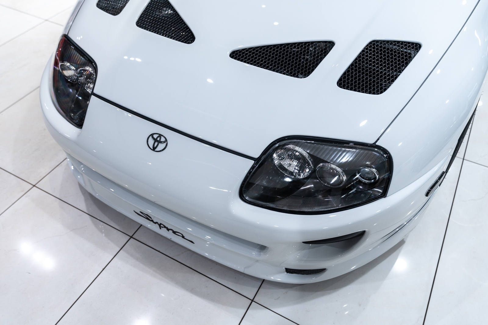 Toyota-Supra-1994-Hatchback-33