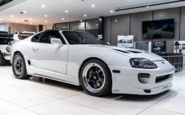 Toyota-Supra-1994-Hatchback-4
