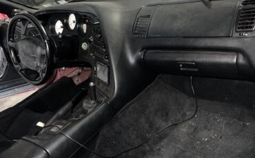 Toyota-Supra-1995-Hatchback-7