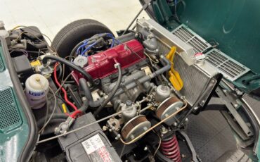 Triumph-Spitfire-1967-Convertible-19