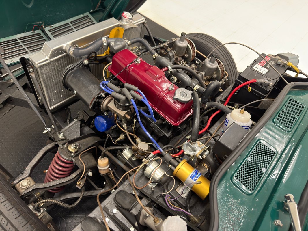 Triumph-Spitfire-1967-Convertible-22