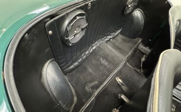 Triumph-Spitfire-1967-Convertible-34