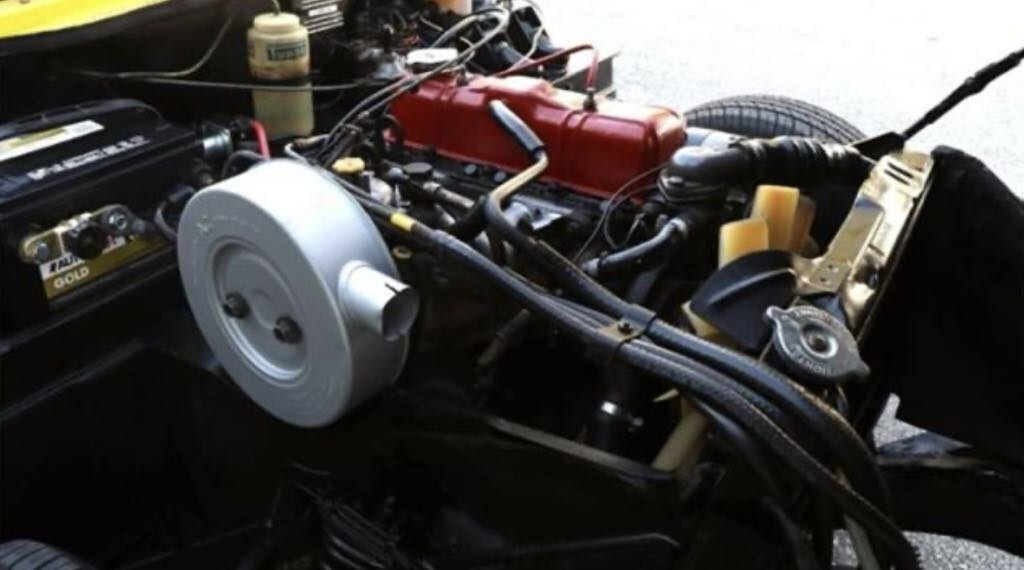 Triumph-Spitfire-1971-Convertible-15